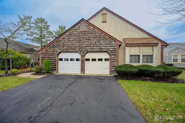 -13 Benjamin Franklin Drive, Monroe, NJ 08831