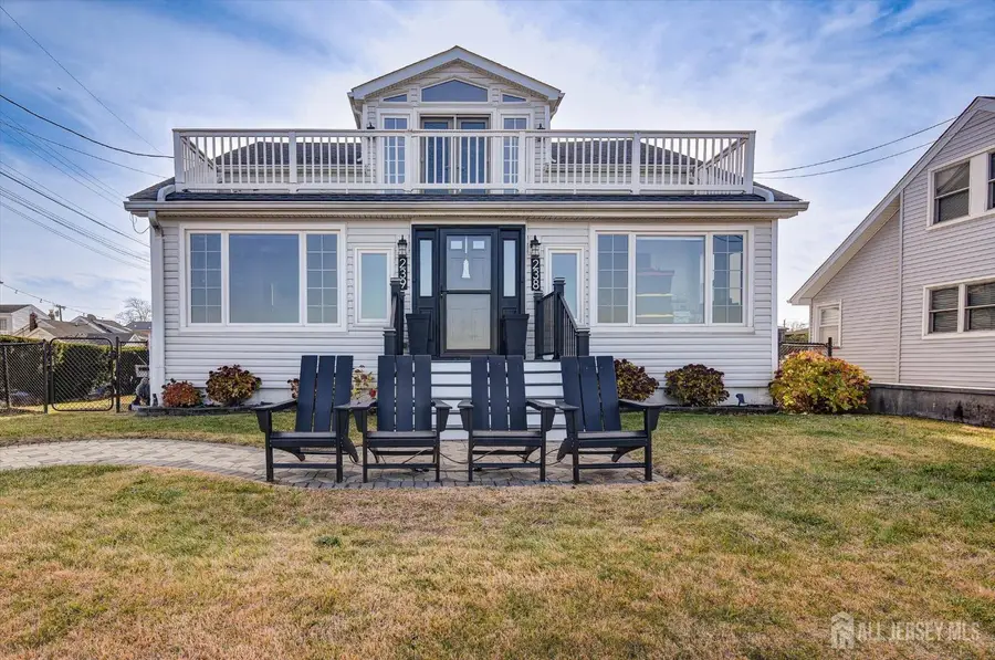 -238-239 Shoreland Circle, Laurence Harbor, NJ 08879 - Image #2