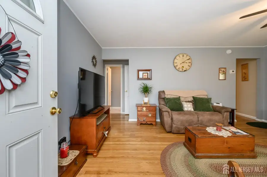 -35 Brown Drive, Hamilton Square, NJ 08690 - #3