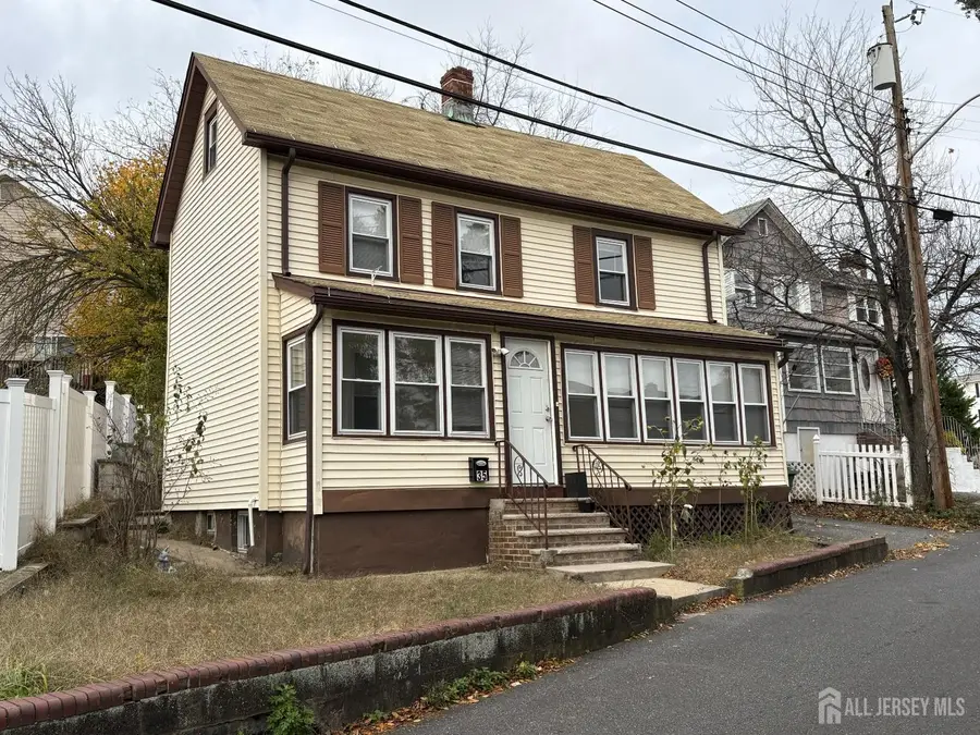 -35 Hensler Lane, Sayreville, NJ 08872 - Image #2