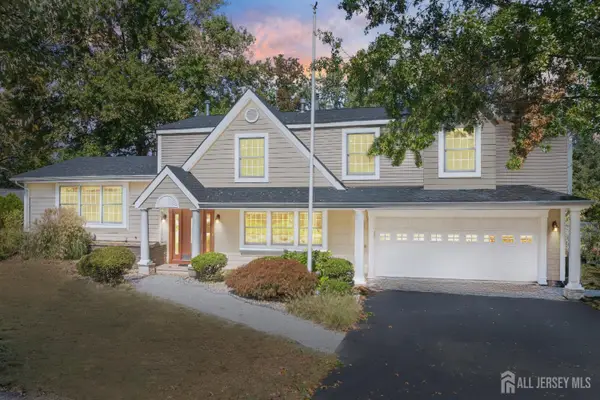 -13 Whitehall Road, East Brunswick, NJ 08816