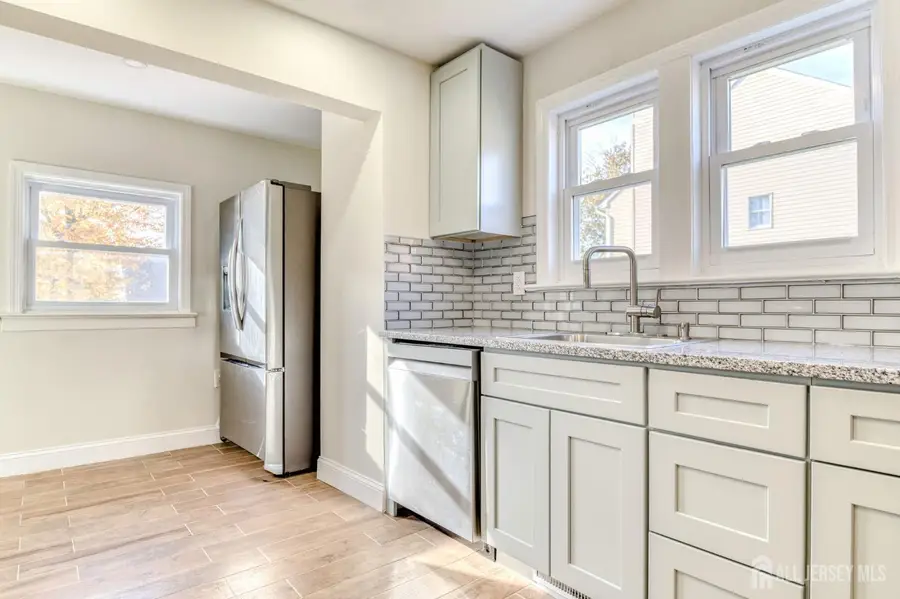 -850 Mohill Place, Piscataway, NJ 08854 - Image #3