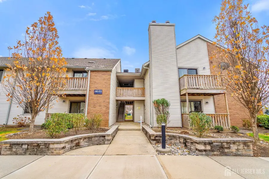 -4914 Ravens Crest Drive, Plainsboro, NJ 08536 - Image #2