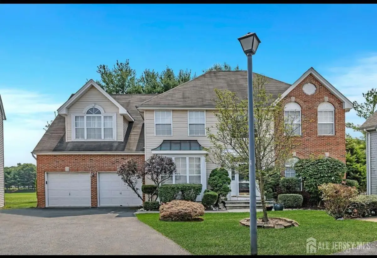 -46 Pin Oak Drive, North Brunswick, NJ 08902 - Image #1