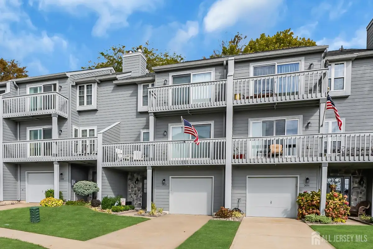 -303 Spinnaker Way, Neptune, NJ 07753 - #1