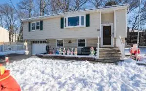 -21 Madeline Court, Helmetta, NJ 08828 - Image #2