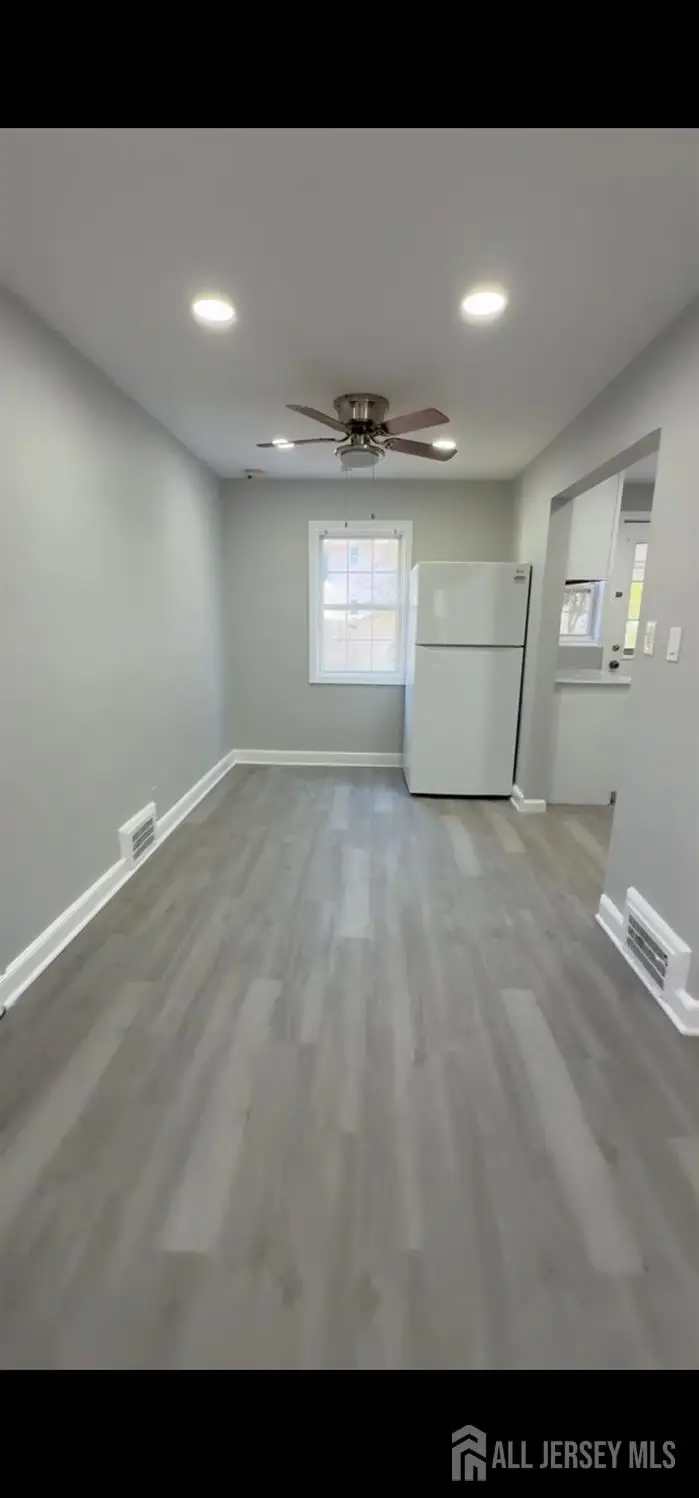 -42 Macarthur Drive, Edison, NJ 08837 - Image #3