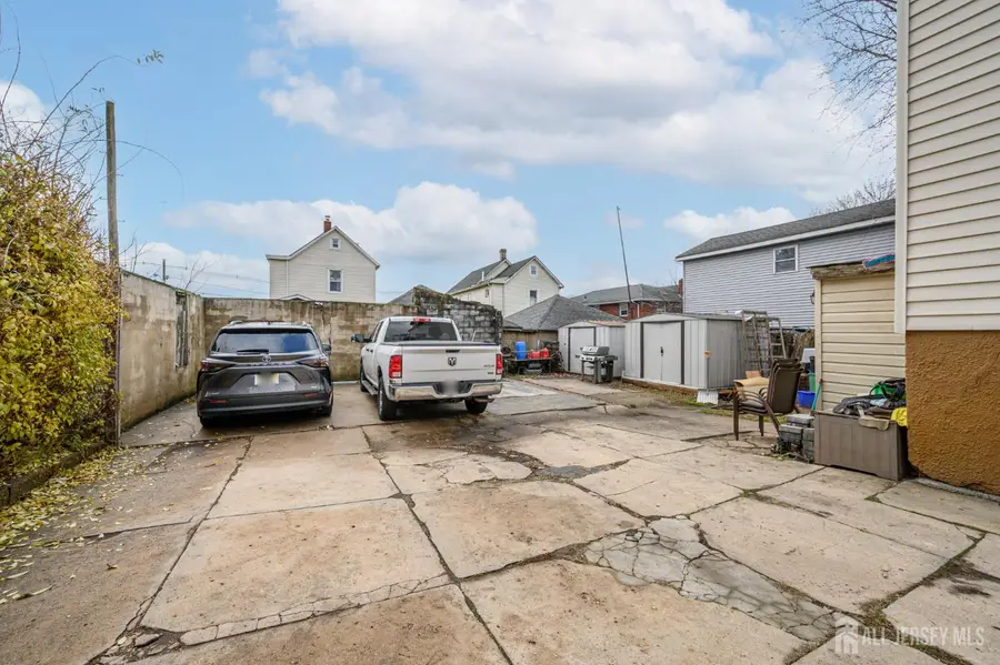 -374 Delavan Street, New Brunswick, NJ 08901 - Image #3