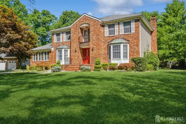 -1545 Edly Cove Court, North Brunswick, NJ 08902