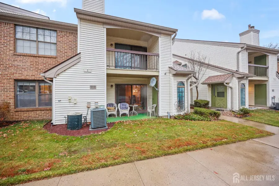 -305 Sunshine Court, Parlin, NJ 08859 - Image #2