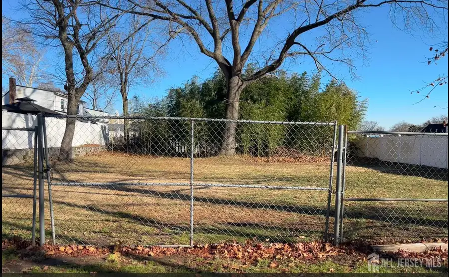 -16 Ridge Avenue, Sayreville, NJ 08872 - Image #2