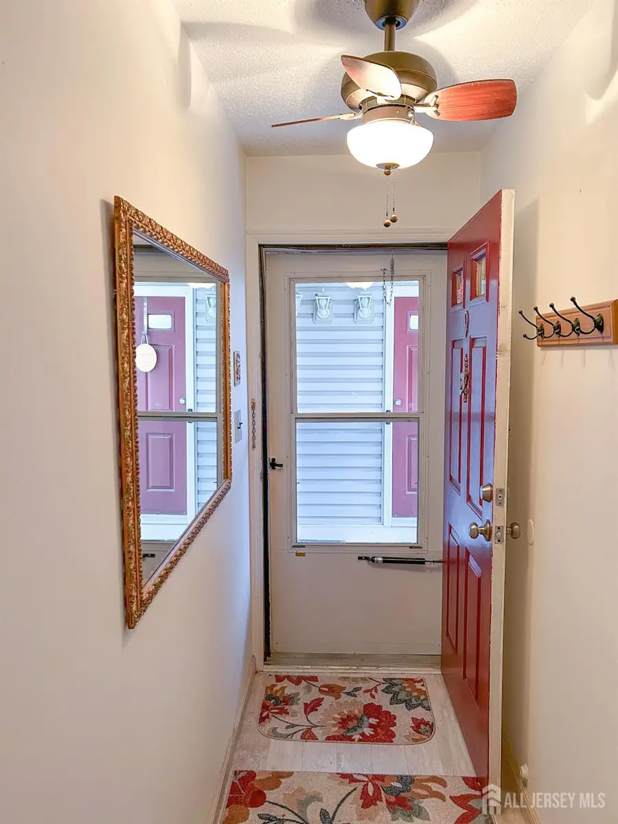 -9 Chatham Square #109, Parlin, NJ 08859 - Image #2