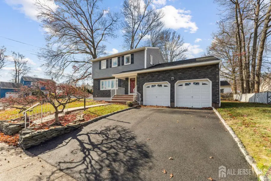 -8 Periwinkle Place, Colonia, NJ 07067 - Image #3