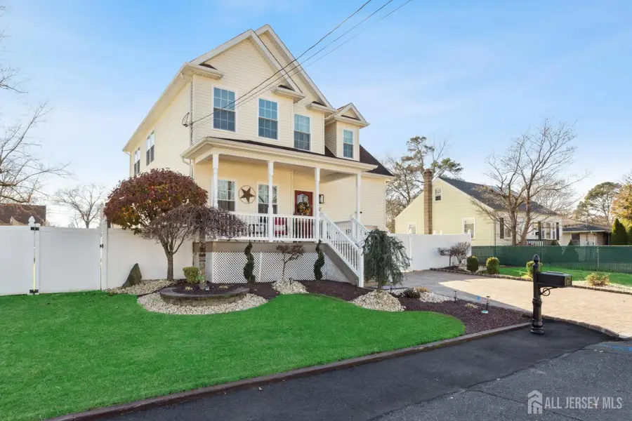 -82 Tyndale Avenue, Monroe, NJ 08831 - Image #2