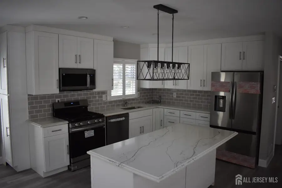 -12 Juniper Street, Metuchen, NJ 08840 - Image #2