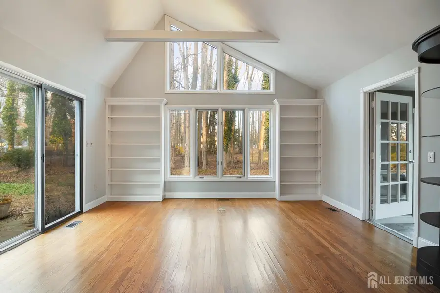 -20 Cambridge Drive, Colonia, NJ 07067 - Image #3