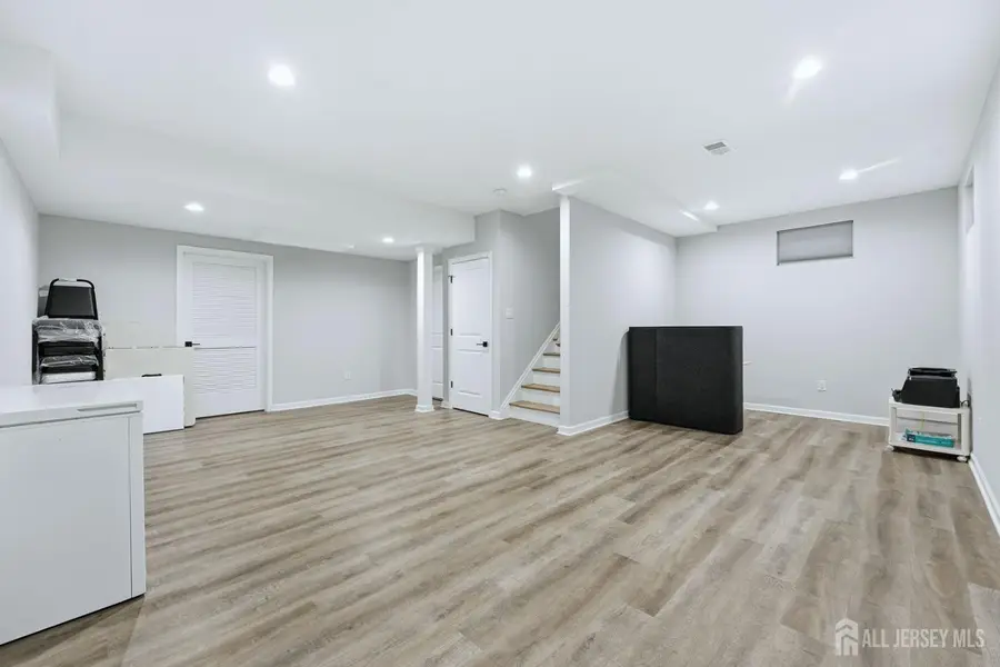 -15 Rector Avenue, Woodbridge, NJ 07095 - #3