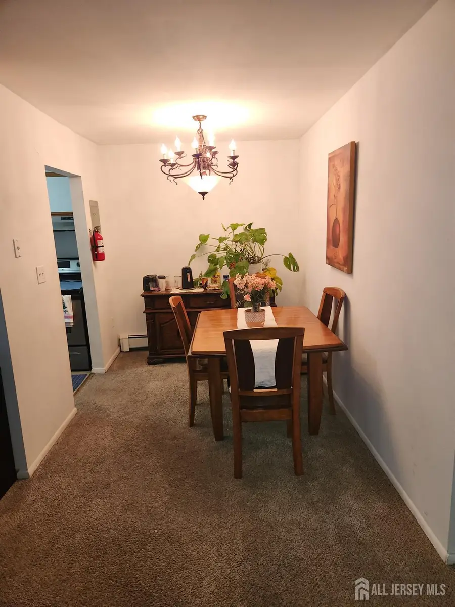 -289 Main Street #10F, Spotswood, NJ 08884 - Image #2