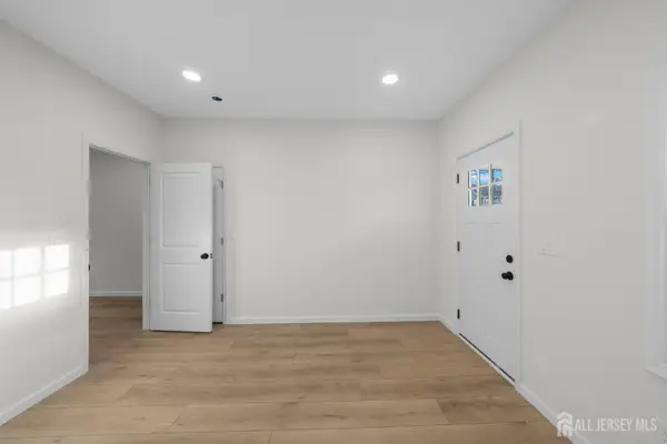 -33 Obert Street, South River, NJ 08882