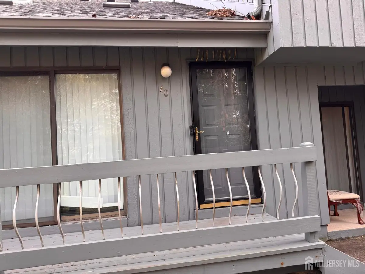 -40 Linda Lane, Edison, NJ 08820 - #1