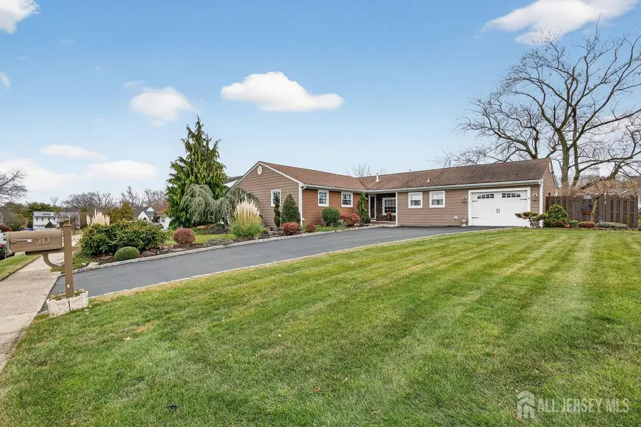 -10 Barbara Place, Sayreville, NJ 08872 - Image #3