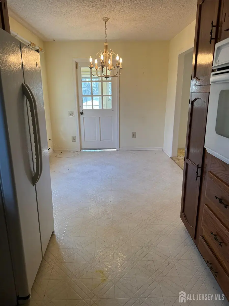 -413 Oxford Lane #B, Monroe, NJ 08831 - Image #3