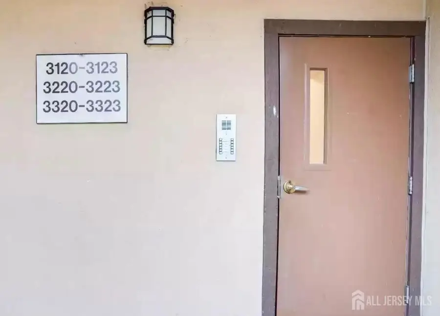 -3121 Sayre Drive, Plainsboro, NJ 08540 - Image #2