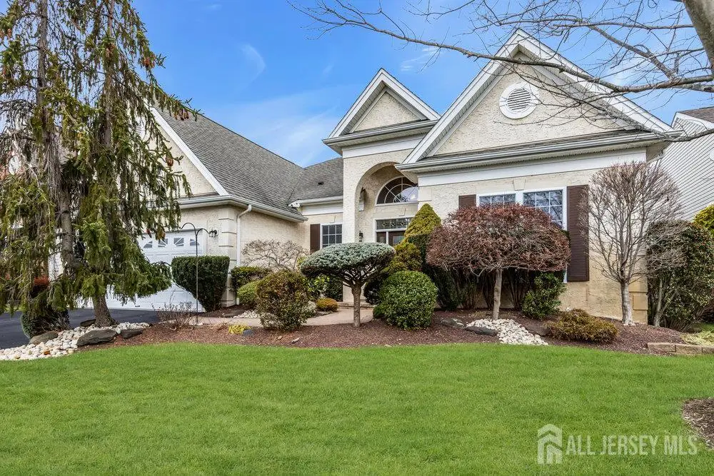 -19 Torrey Pines Drive, Monroe, NJ 08831 - Image #1