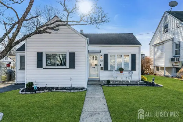 -135 High Street, Piscataway, NJ 08854