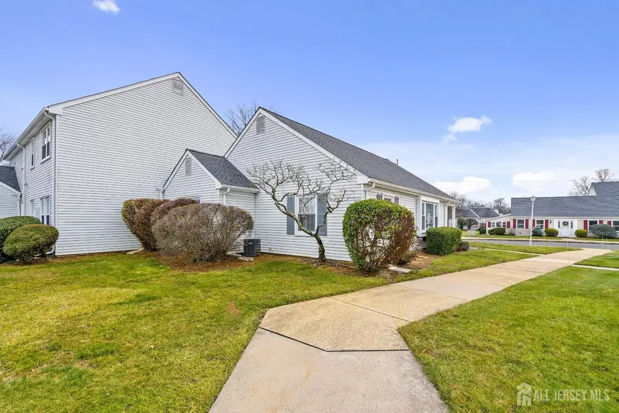 -142 Providence Way #C, Rossmoor, NJ 08831 - Image #2