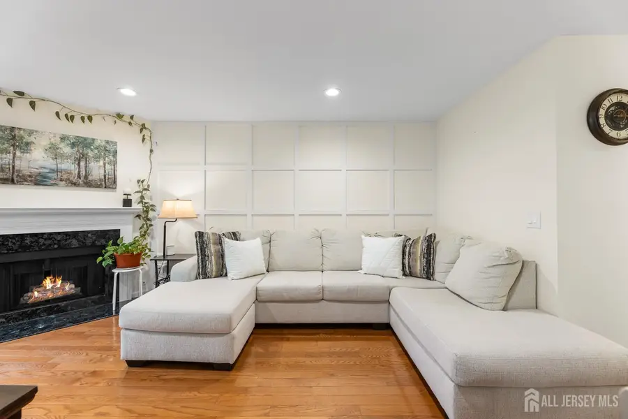 -7 Edith Place, Franklin Park, NJ 08873 - Image #3