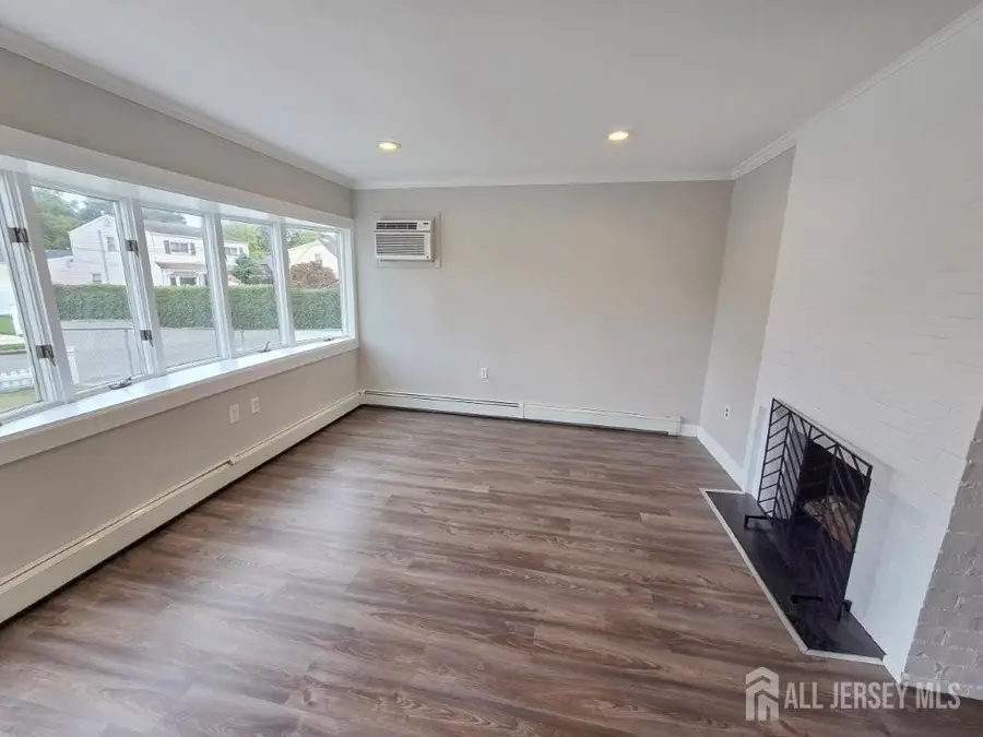 -533 S Park Drive S, Perth Amboy, NJ 08861 - Image #3