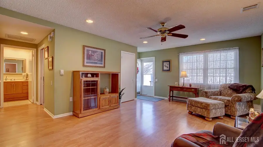 -130 Plymouth Lane #D, Monroe, NJ 08831 - Image #2