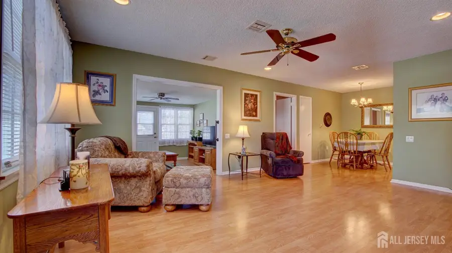 -130 Plymouth Lane #D, Monroe, NJ 08831 - Image #3