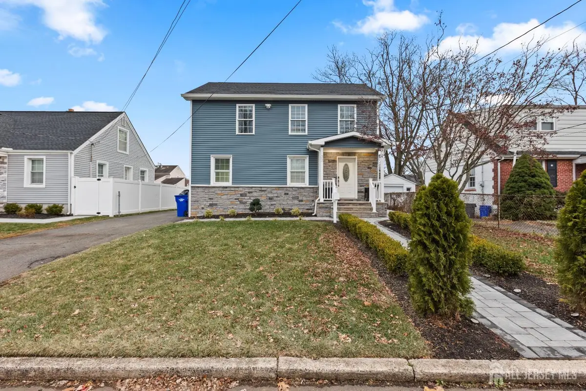 -33 Mcauliffe Drive, North Brunswick, NJ 08902 - Image #1