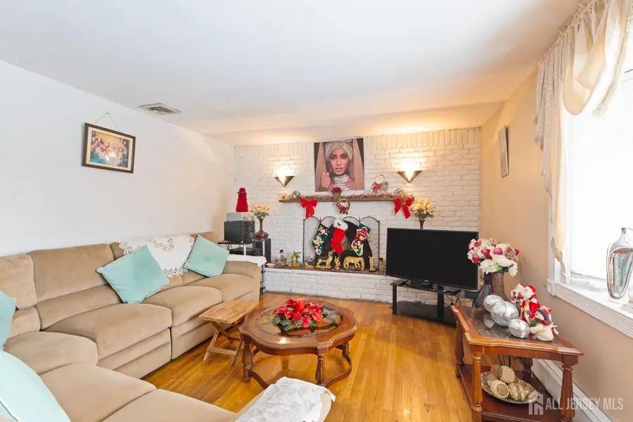 -220 Montrose Avenue, South Plainfield, NJ 07080 - Image #2