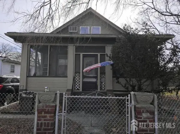 -815 Vine Street, Millville, NJ 08332