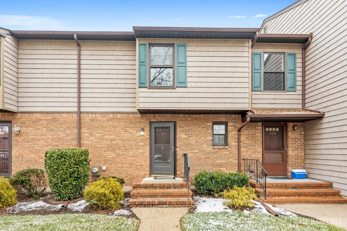 -103 Pheasant Run, Edison, NJ 08820 - Image #1