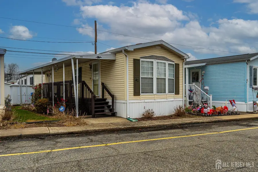 -42 Helen Avenue, Avenel, NJ 07001 - Image #2