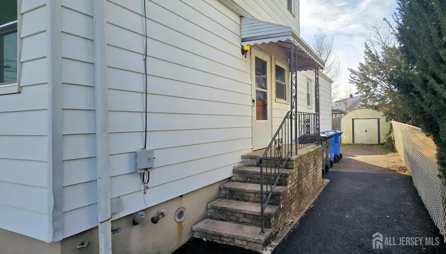 -35 Berkley Boulevard, Iselin, NJ 08830 - Image #2