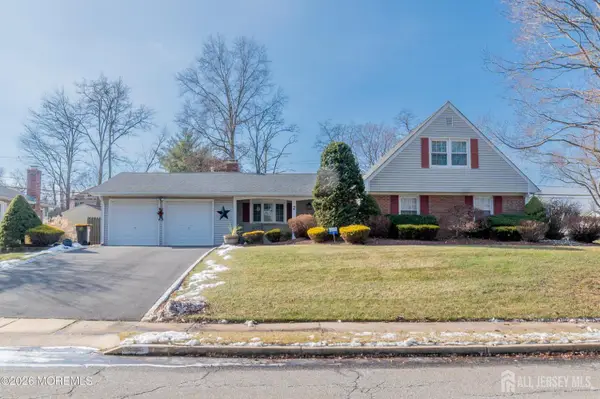 -2 Brentwood Road, Old Bridge, NJ 07747