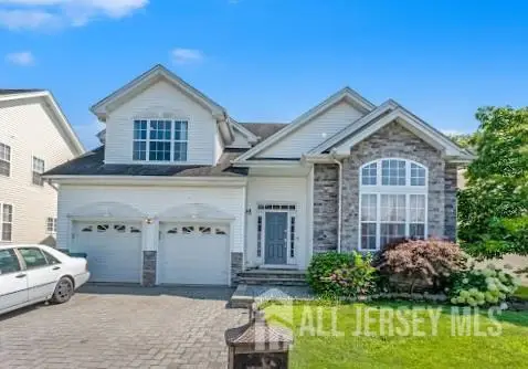 -16 Bermuda Dunes Drive, Monroe, NJ 08831