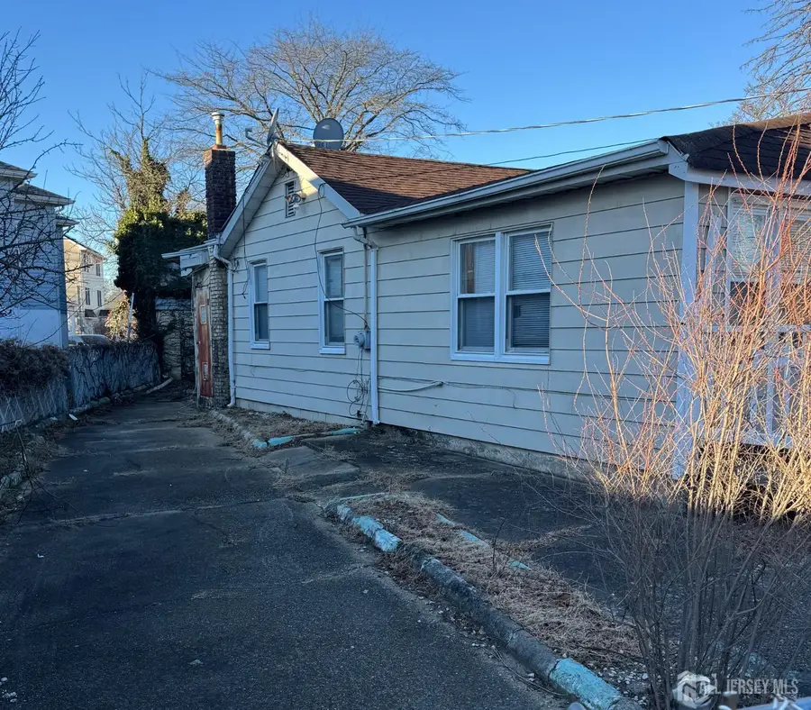 -8 Shadynook Street, Keansburg, NJ 07734 - Image #2