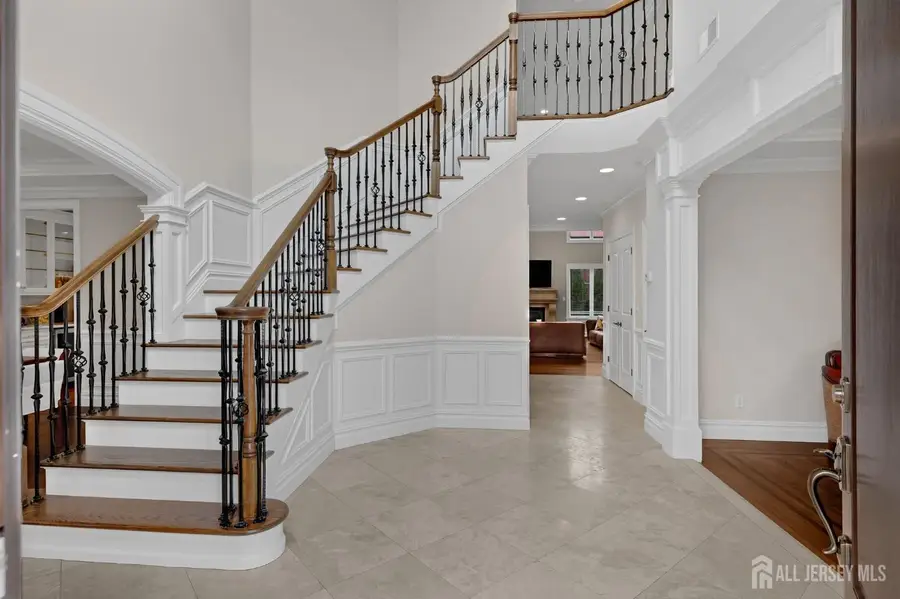 -1355 NE Abbott Boulevard, Fort Lee, NJ 07024 - Image #3