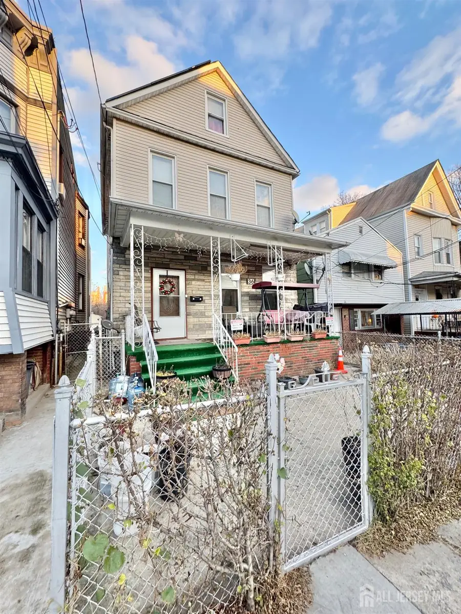 -36 Winfield Avenue, Jersey City, NJ 07305 - Image #2