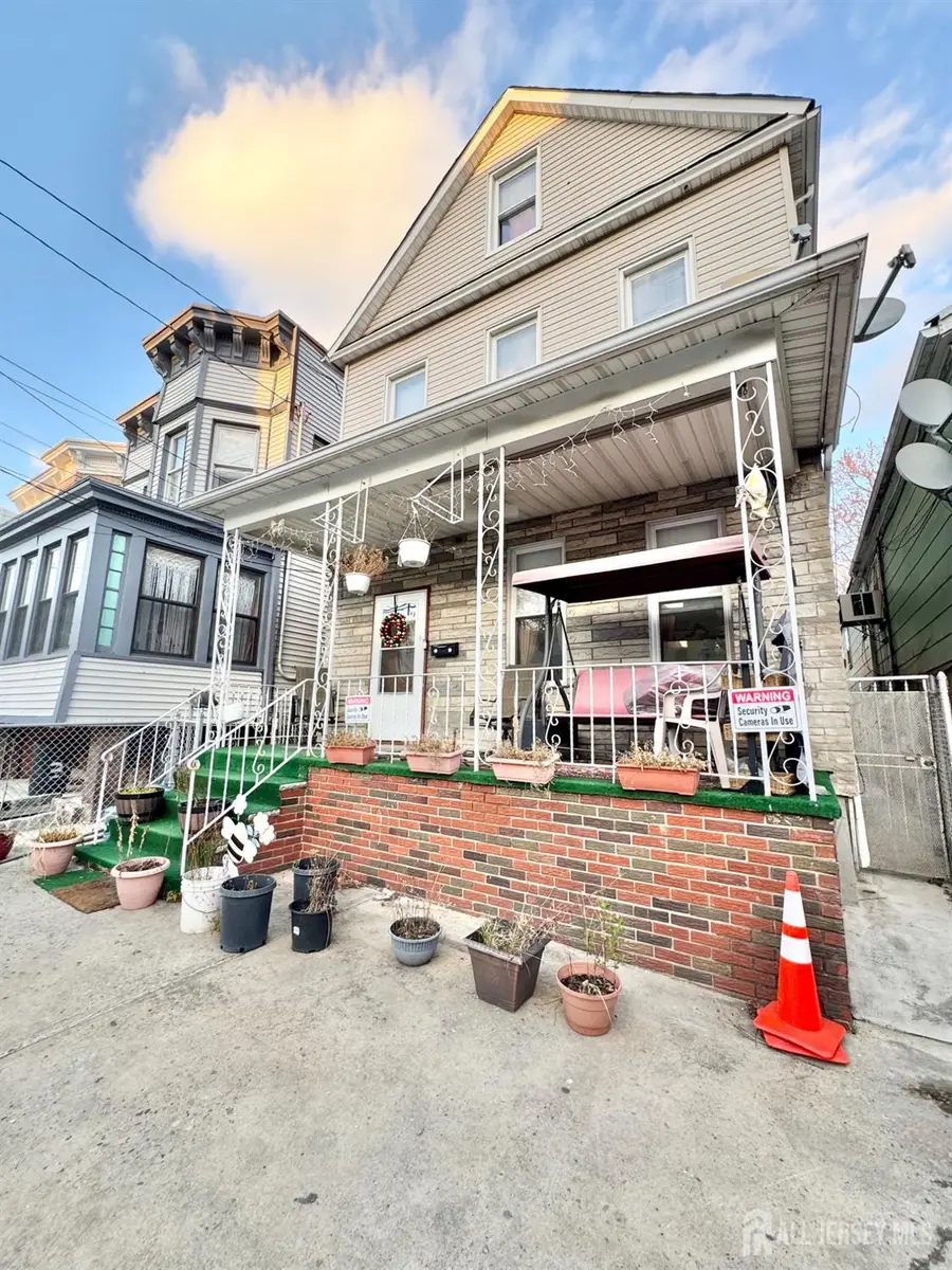 -36 Winfield Avenue, Jersey City, NJ 07305 - Image #3