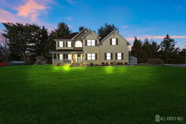 -5 Ridge Top Terrace, Washington Bor, NJ 07882