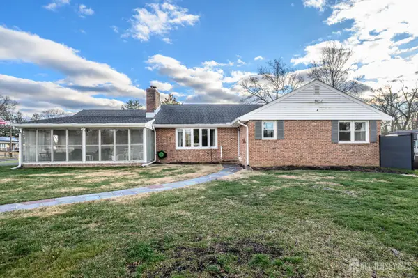 -12 Davison Road, East Windsor, NJ 08520