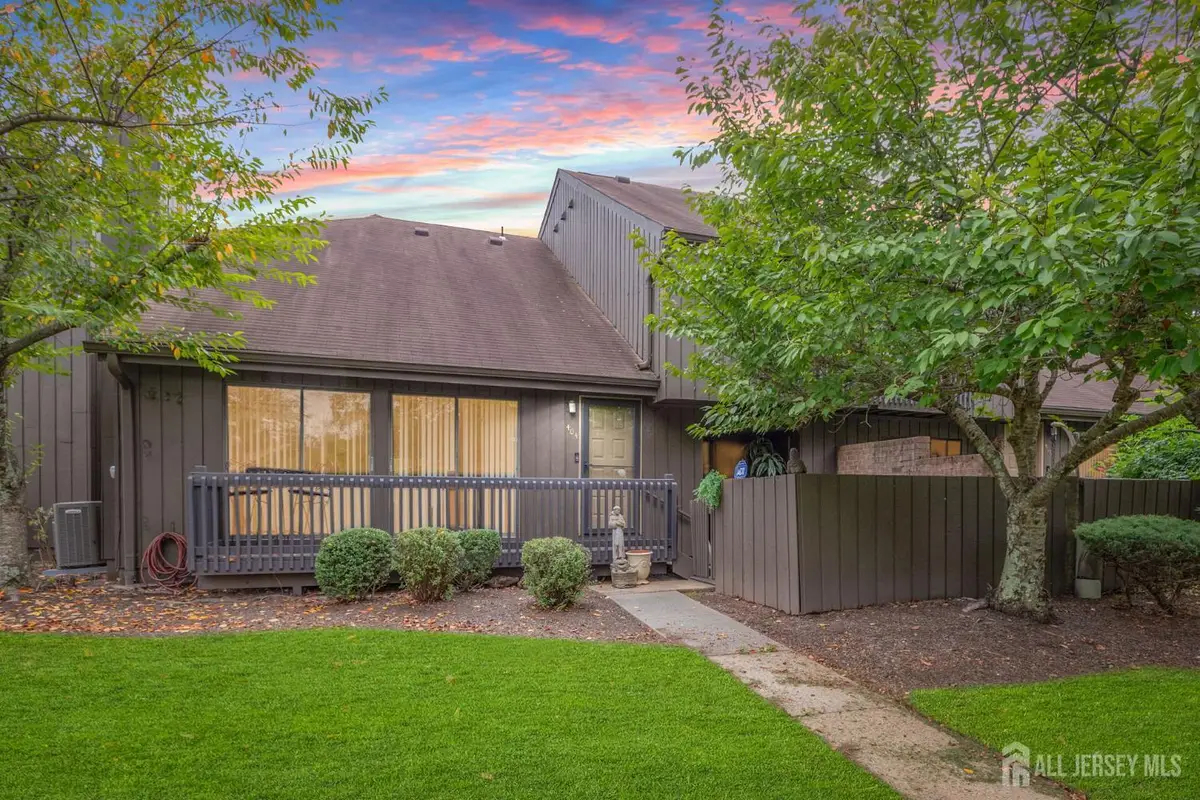 -404 N Westgate Drive, Edison, NJ 08820 - #1