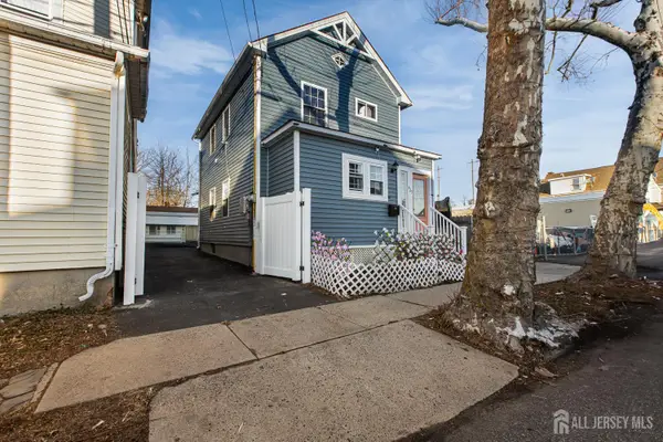 -425 East Avenue, Perth Amboy, NJ 08861